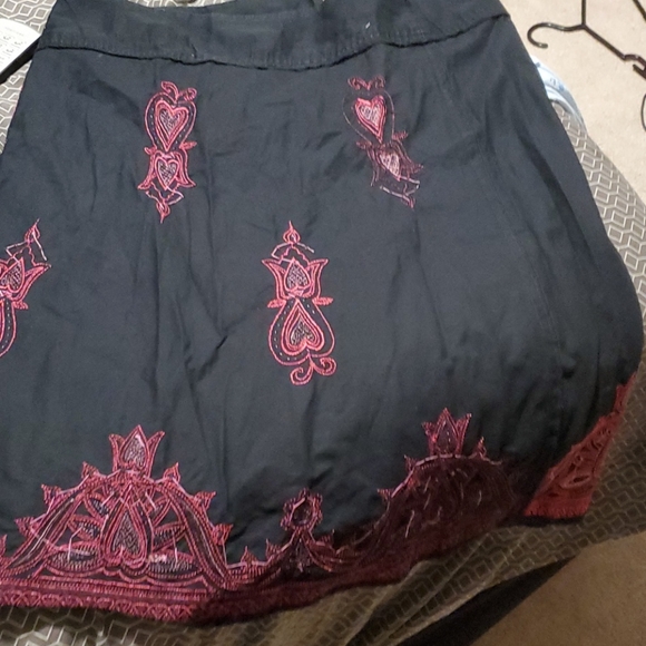 🔴Womens midi Sequined skirt - bought from Glasgow in U.K. - Picture 7 of 8